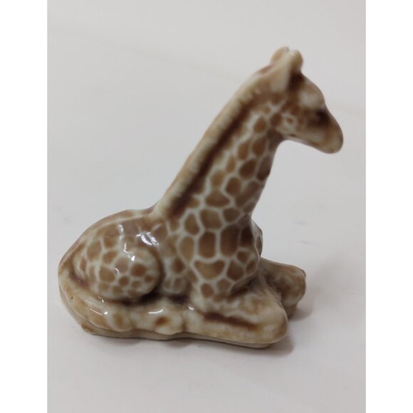 Wade Whimsies Red Rose Tea Giraffe #1 Mini Figurine England Vintage - Picture 1 of 3